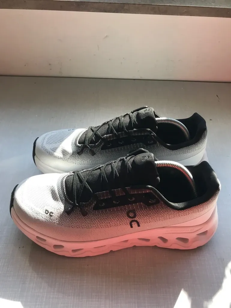 Gebrauchtes On Running Cloud bike — Bild 2 von 4
