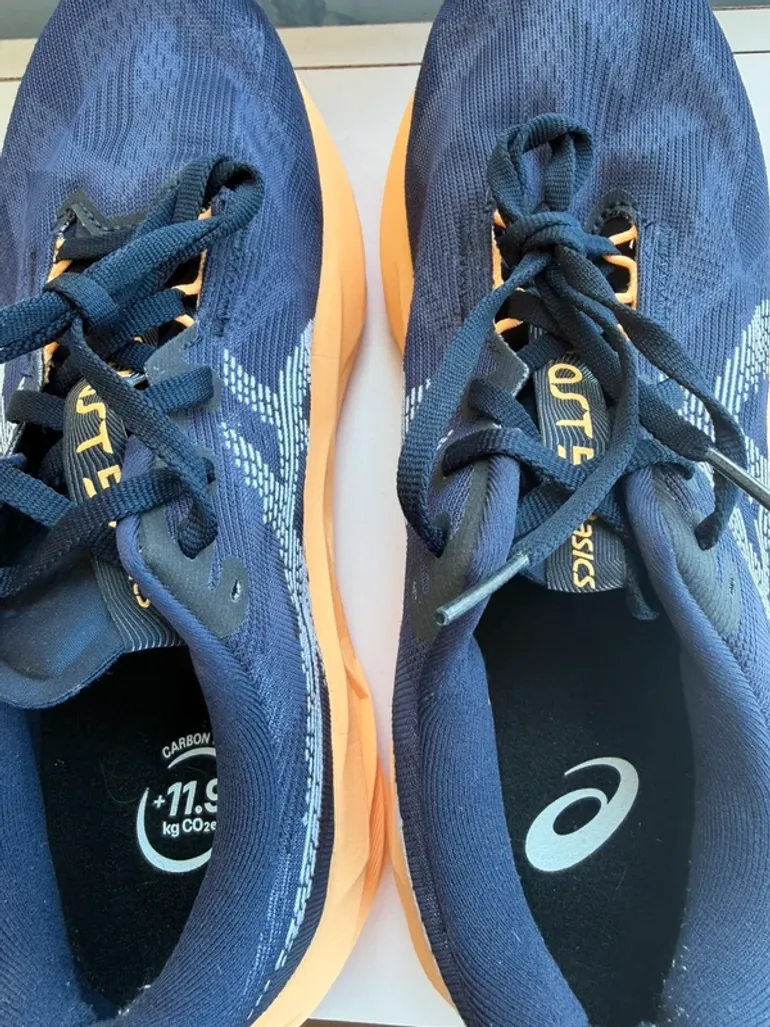 Gebrauchtes Asics Novablast 5 bike — Bild 4 von 5
