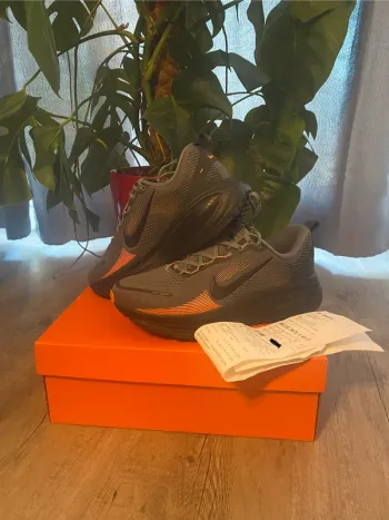 Gebrauchtes Nike Vomero 18 bike