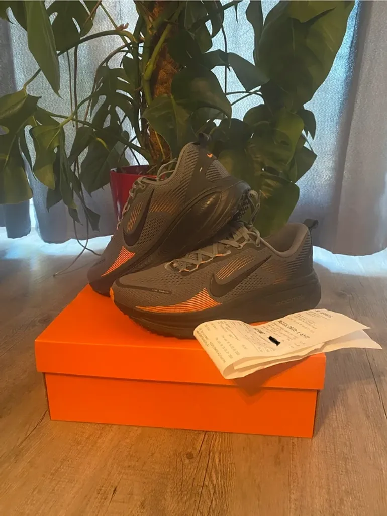 Gebrauchtes Nike Vomero 18 bike — Bild 1 von 7