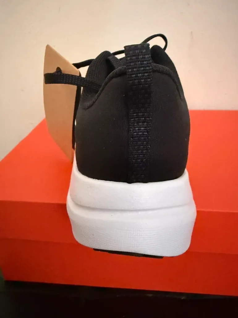 Gebrauchtes Nike Downshifter 12 bike — Bild 5 von 9