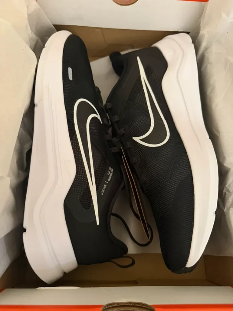 Gebrauchtes Nike Downshifter 12 bike — Bild 8 von 9