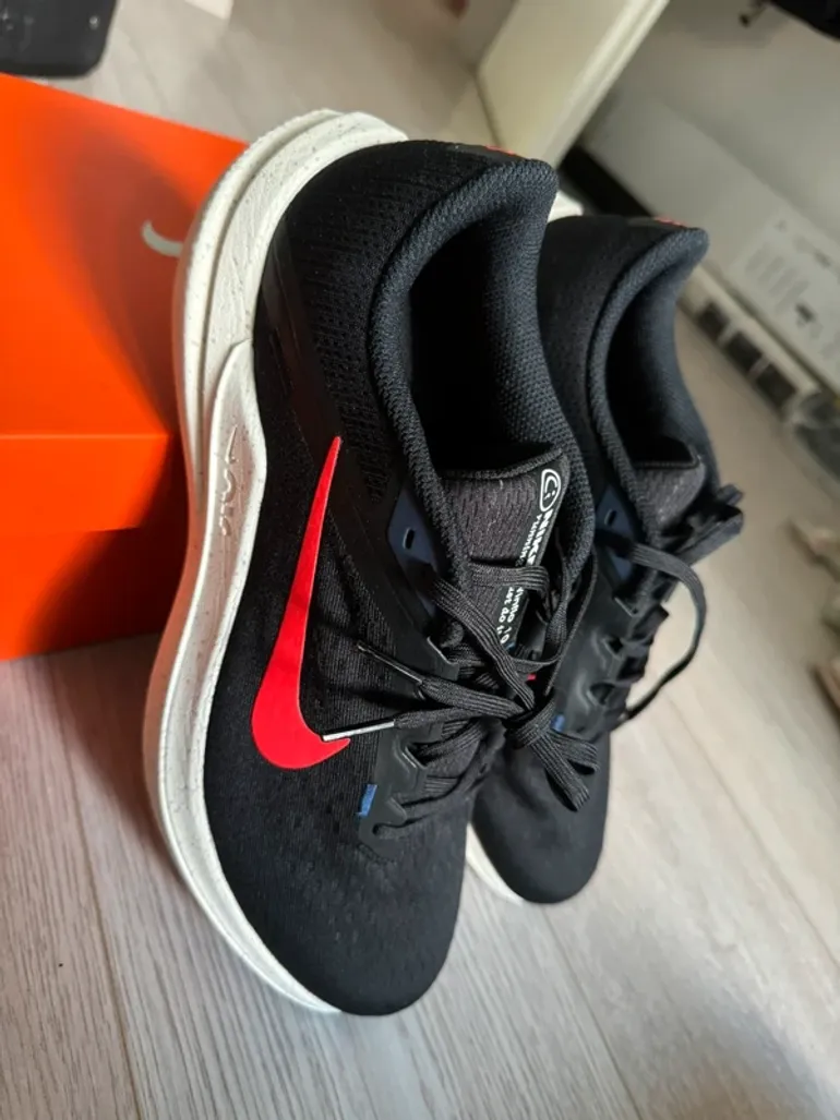 Used Nike Air Winflo 10 bike — image 2 of 6