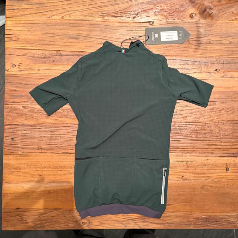 Used Q36.5 Dottore Pro Jersey Woman Forest Green// NEW!! 50% OFF!! 2025 bike — image 2 of 2