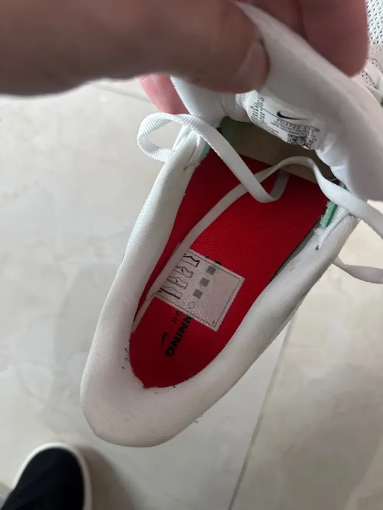 Used Nike Running Schuhe 44 bike — image 5 of 6