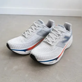 Lightweight Fresh Foam X 1040 v14 bike d'occasion