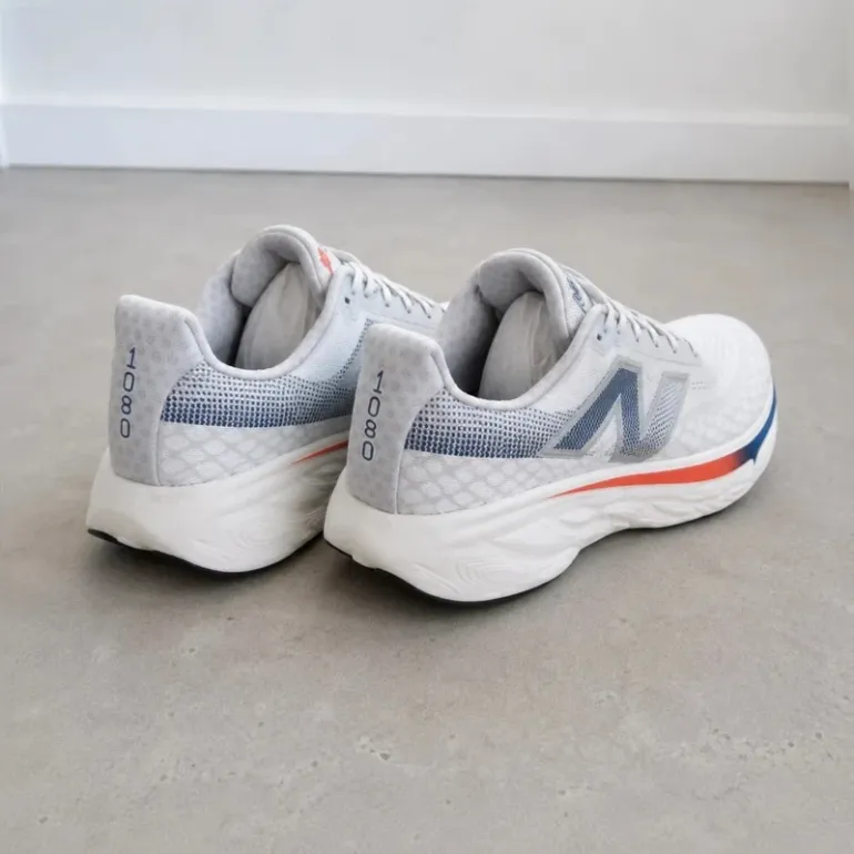 Lightweight Fresh Foam X 1040 v14 bike d'occasion — image 3 sur 4