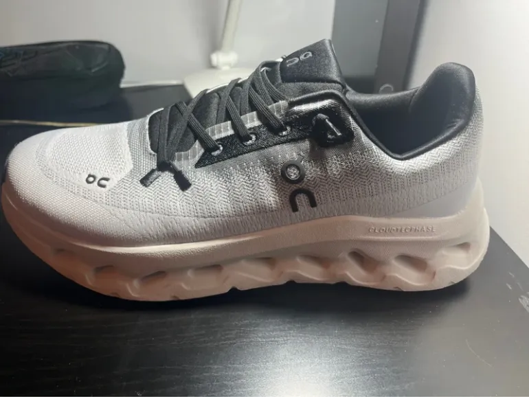On Running On Cloud bike d'occasion — image 6 sur 6