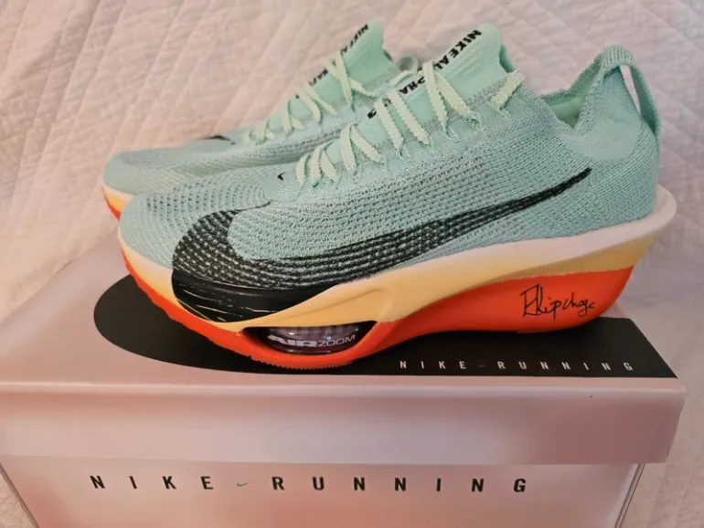 Used Nike Air Zoom Alphafly Next% bike — image 1 of 9