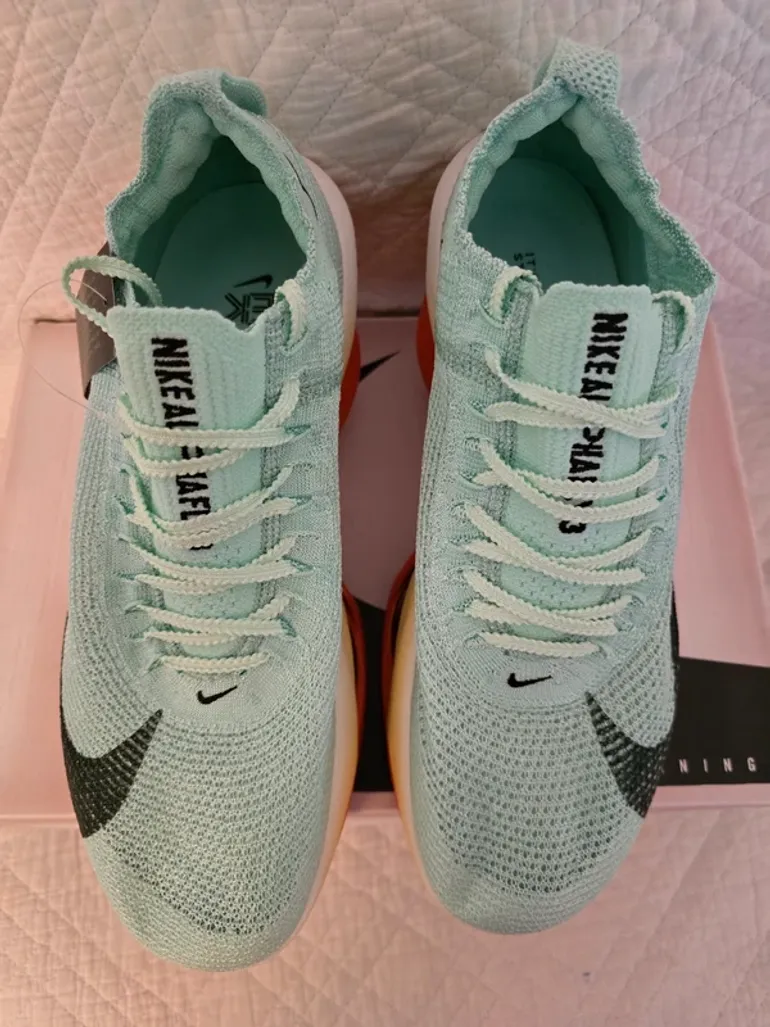 Used Nike Air Zoom Alphafly Next% bike — image 6 of 9