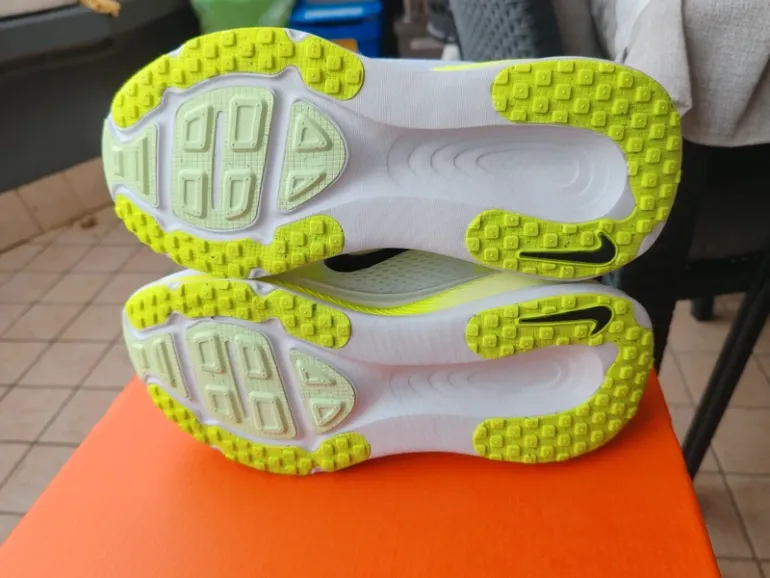 Gebrauchtes White Vomero 18 bike — Bild 9 von 11