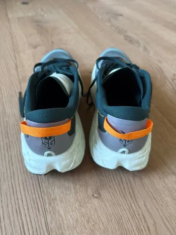 Gebrauchtes Hoka Speedgoat 7 bike — Bild 3 von 4