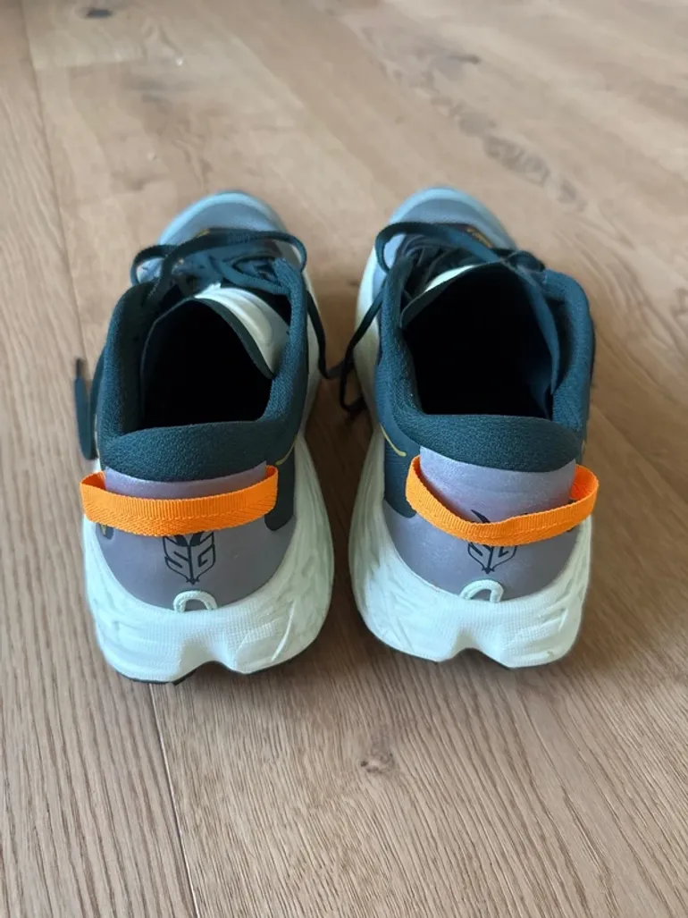 Gebrauchtes Hoka Speedgoat 7 bike — Bild 3 von 4