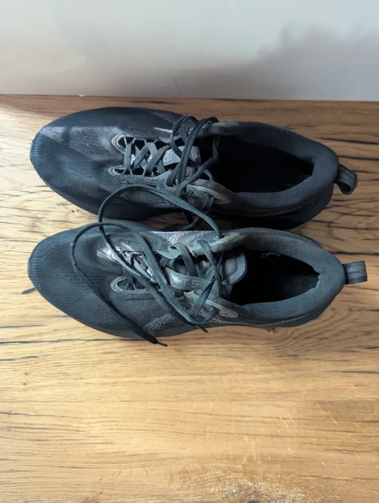 Gebrauchtes Asics Novablast bike — Bild 2 von 5