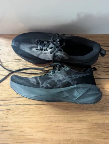 Gebrauchtes Asics Novablast bike
