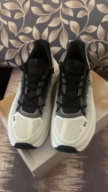 Käytetty On Running Shoes bike — kuva 2 / 5