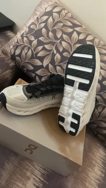 Käytetty On Running Shoes bike — kuva 3 / 5