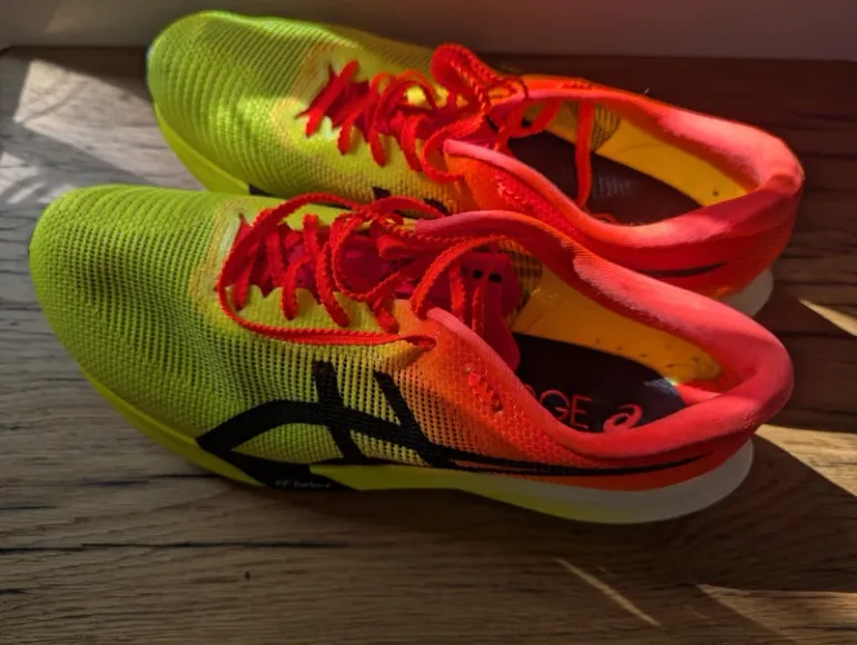 Gebrauchtes Asics metaspeed edge bike — Bild 1 von 5
