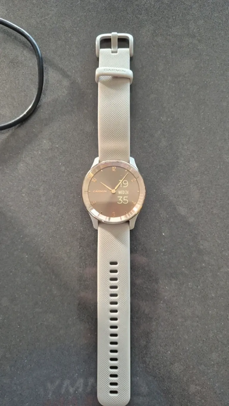 Gebrauchtes Garmin Vivomove Trend bike — Bild 4 von 4