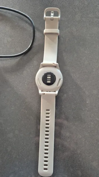 Gebrauchtes Garmin Vivomove Trend bike — Bild 3 von 4