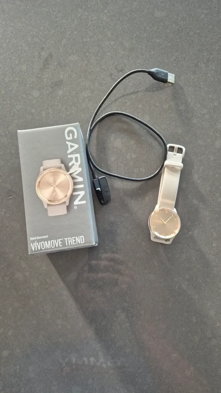 Gebrauchtes Garmin Vivomove Trend bike — Bild 1 von 4