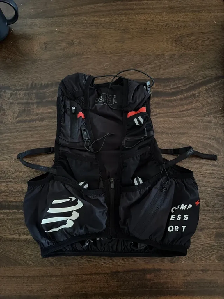 Used Compressport ultrun s pack evo 15 bike — image 1 of 4