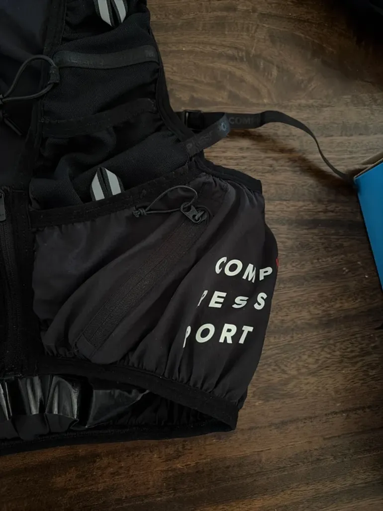 Used Compressport ultrun s pack evo 15 bike — image 4 of 4