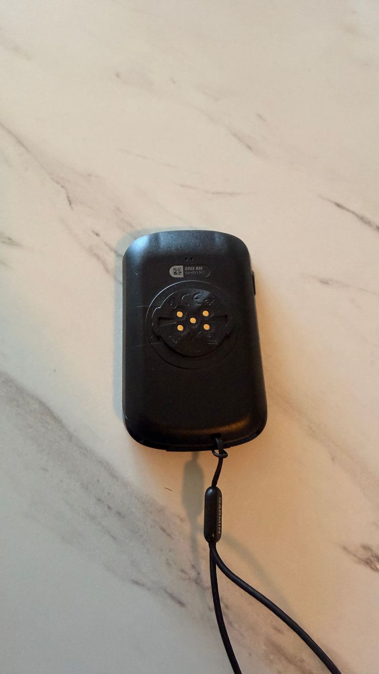 Used Garmin Edge 830 GPS Cycling Computer 2022 bike — image 3 of 4