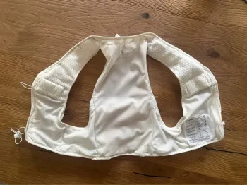 On Running Ultra Vest 5L bike d'occasion — image 4 sur 4