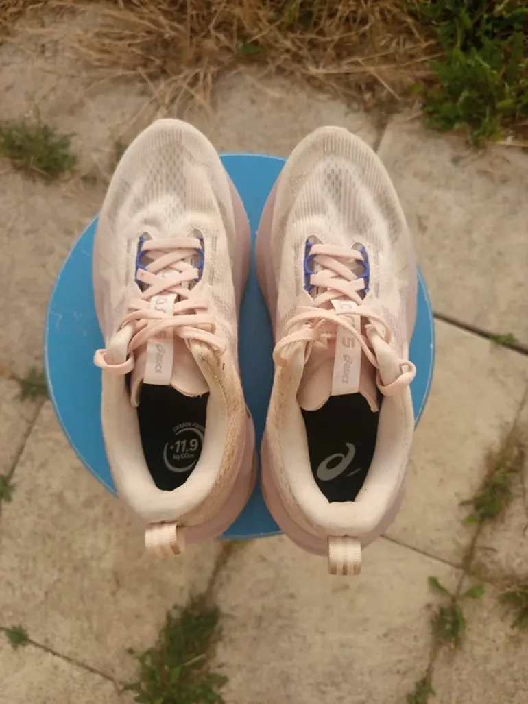 Gebrauchtes Asics Nova blast 5 bike — Bild 4 von 7