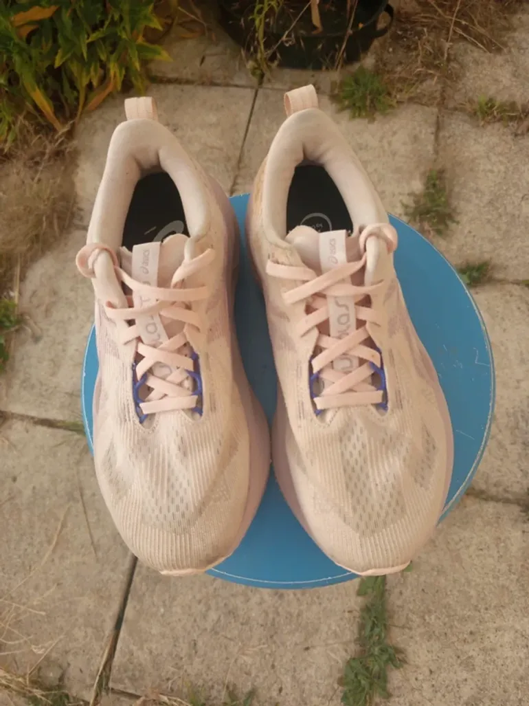 Gebrauchtes Asics Nova blast 5 bike — Bild 2 von 7