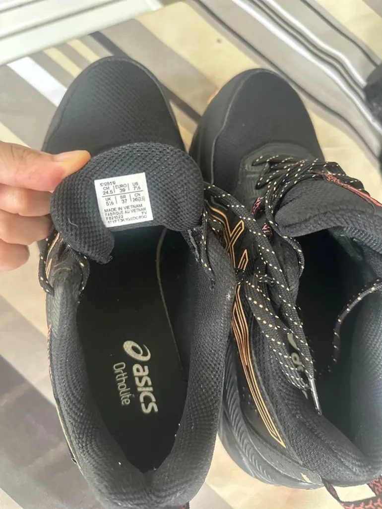 Käytetty Asics Shoes bike — kuva 5 / 5
