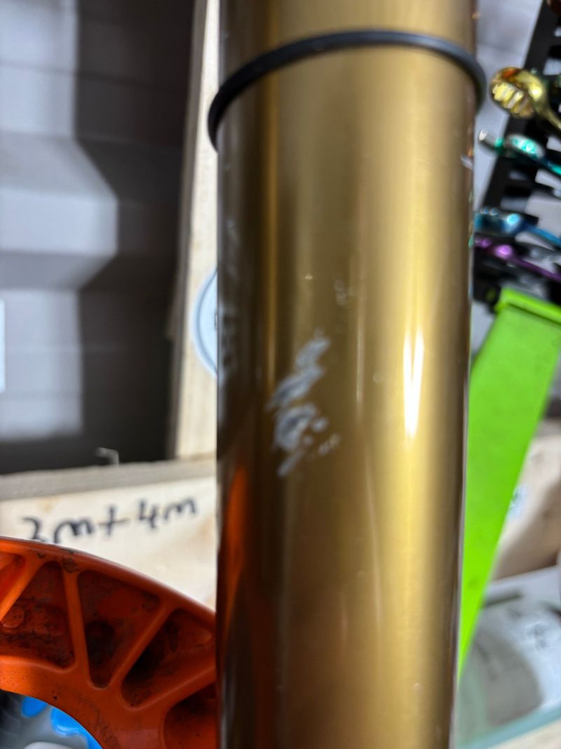 Used Fox 40 Suspension Fork 2023 bike — image 4 of 6