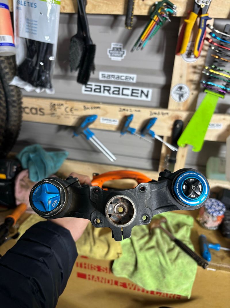 Used Fox 40 Suspension Fork 2023 bike — image 2 of 6