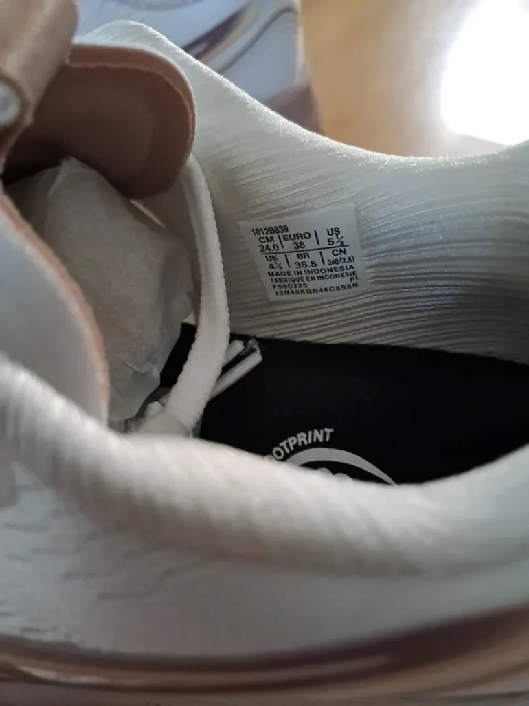 Used Asics Gel Kayano 32 bike — image 8 of 14