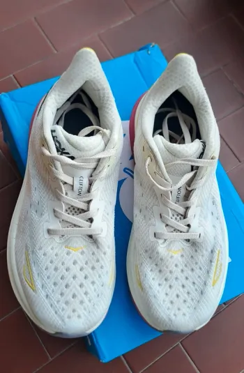 Used Hoka Clifton 9 bike — image 4 of 5