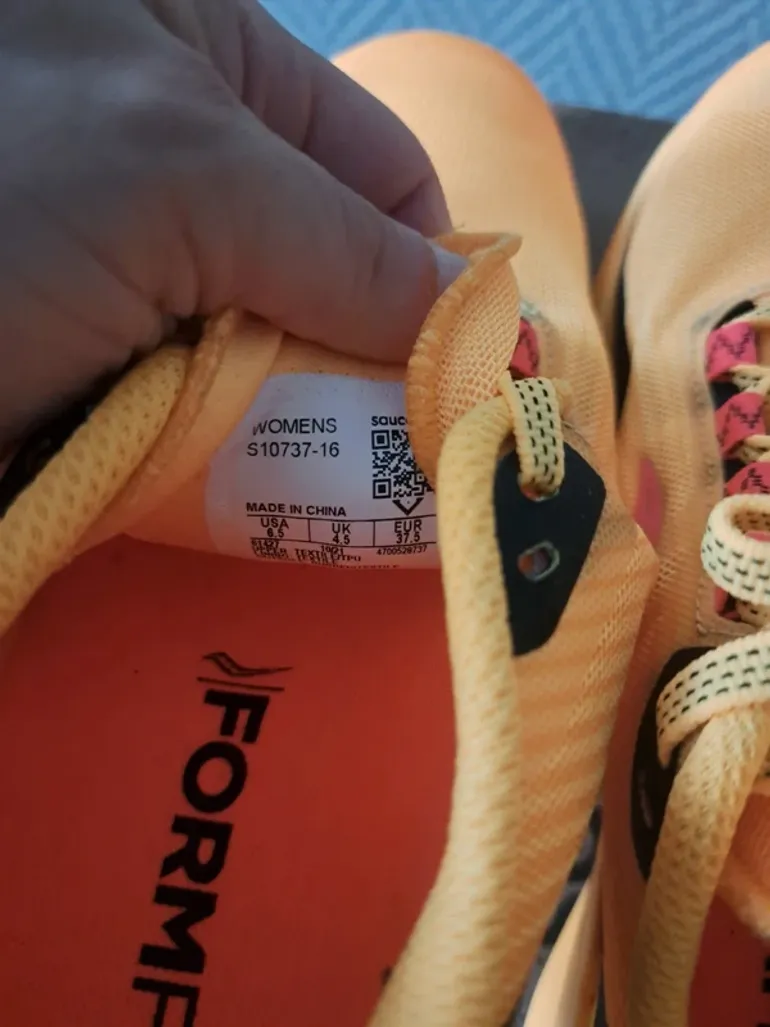 Used Saucony Peregrine 12 bike — image 9 of 15