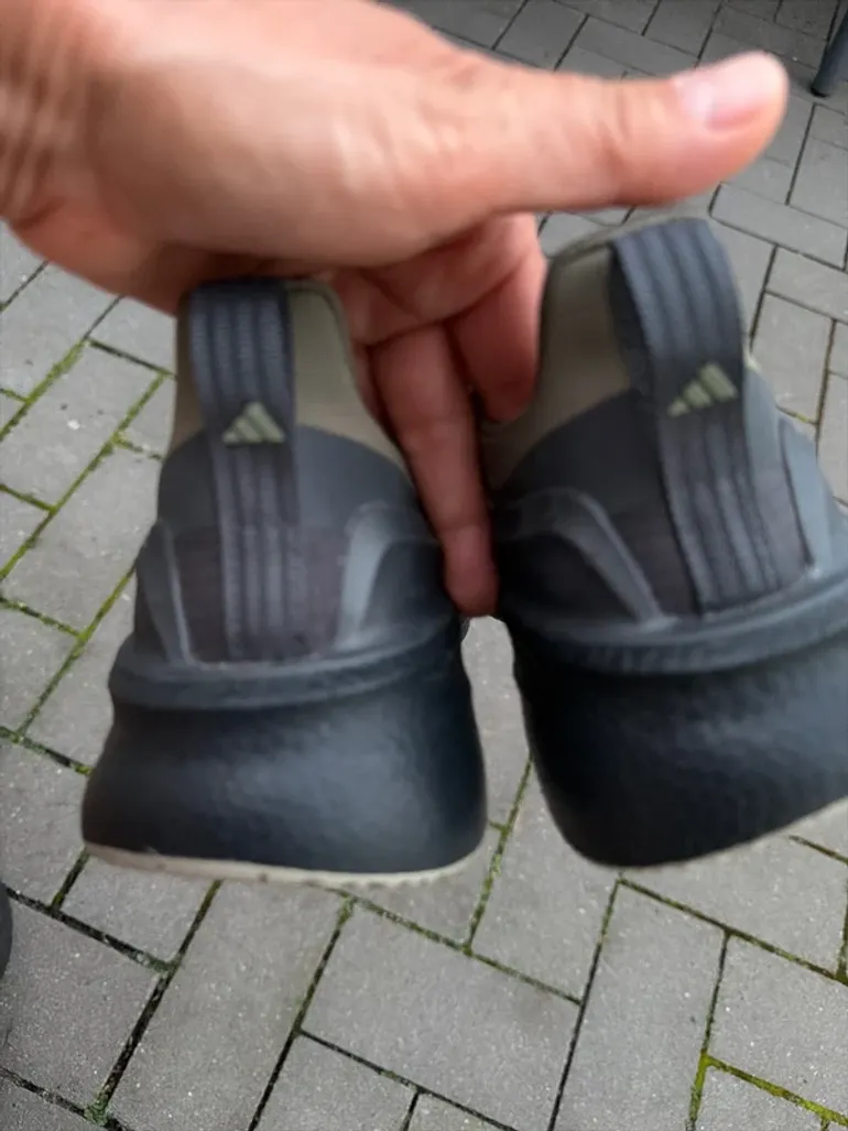 Used Adidas Ultraboost 5 bike — image 5 of 5