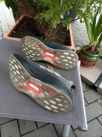 Used Adidas Ultraboost 5 bike — image 3 of 5