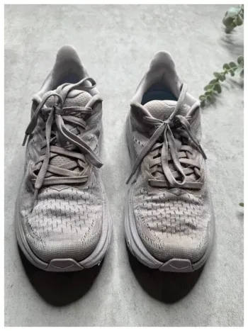 Used Hoka Clifton 8 bike — image 10 of 11