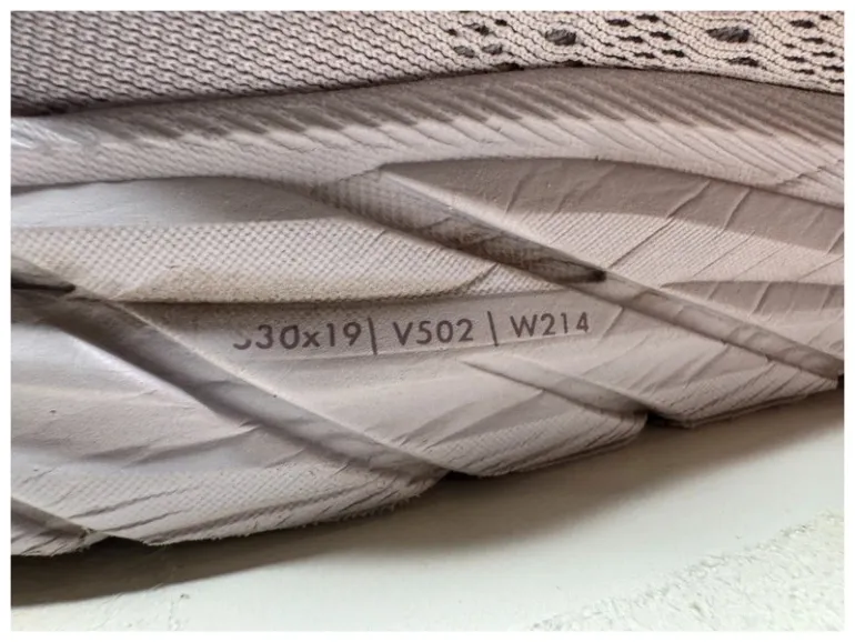 Used Hoka Clifton 8 bike — image 7 of 11