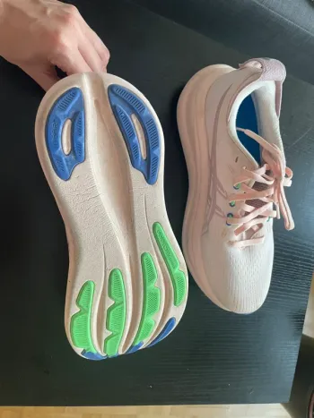 Used Asics Gel-Nimbus 28 bike — image 3 of 5