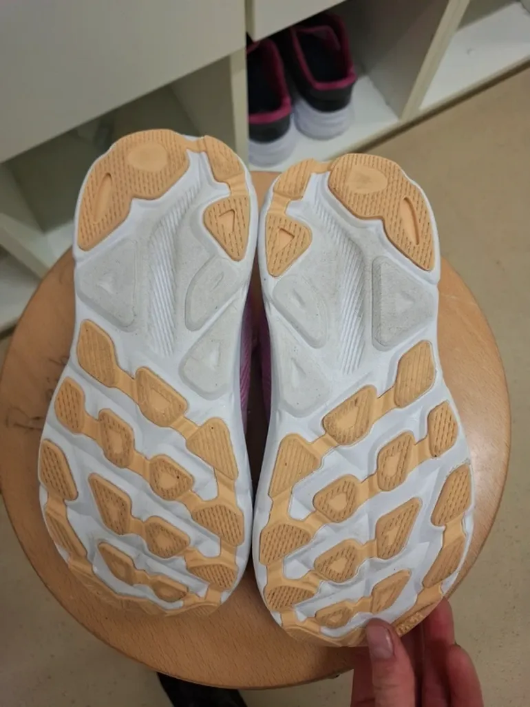 Used Hoka Clifton 9 bike — image 5 of 5