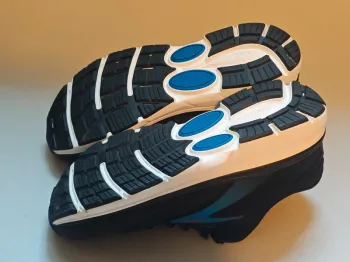 Scarpa Brooks Dyad 11 bike d'occasion — image 10 sur 12