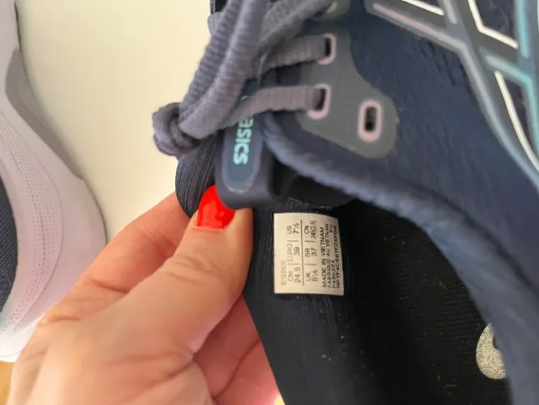 Used Asics Gel Kayano 32 bike — image 6 of 6