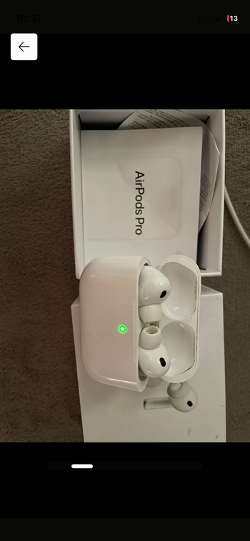 Used apple AirPods Pro 3 2025 bike — image 2 of 5