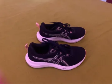 Gebrauchtes Asics Amplifoam Gel Running Shoes