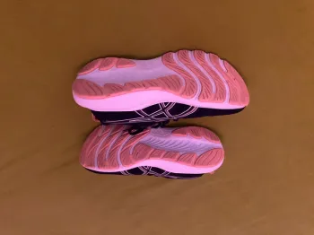 Used Asics Amplifoam Gel bike — image 4 of 5