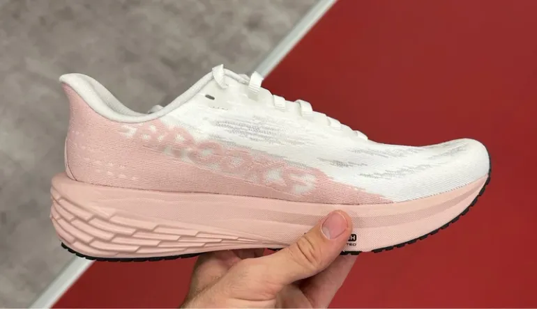 Brooks Running Shoes bike usato — immagine 3 di 3