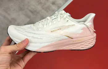 Käytetty Brooks Running Shoes bike